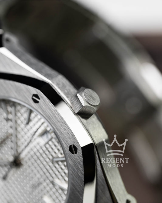 Automatic Seiko Mod Seikoak AP Royal Oak With Silver Waffle Textured Dial And Stainless Steel Integrated Bracelet