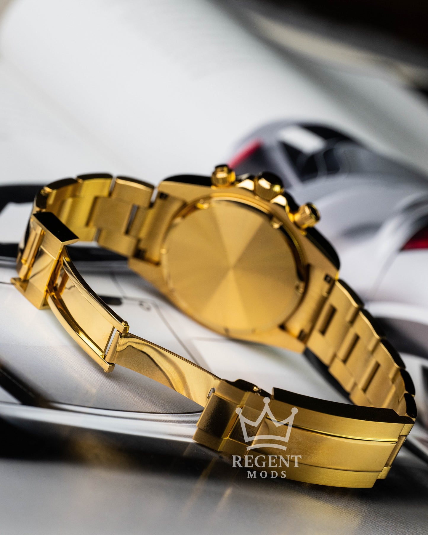 Racer | Gold Arabic