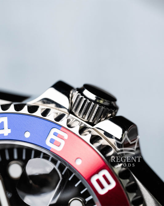 Seiko Mod GMT-Master II Pepsi With Red And Blue Pepsi Bezel Black Dial And Stainless Steel Bracelet