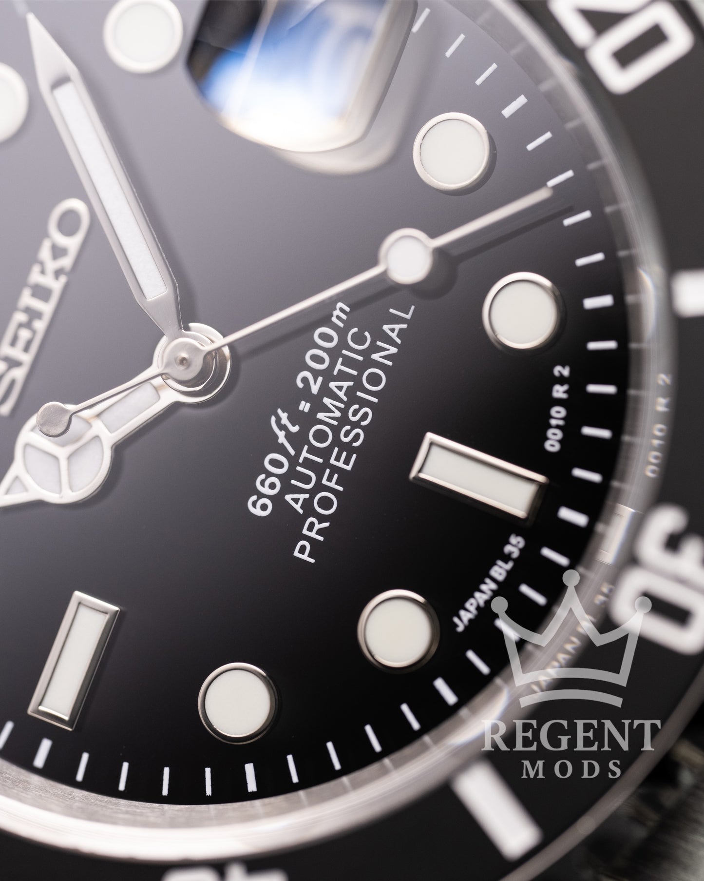 Seiko Mod Submariner Homage Black Dial Dive Watch With Cyclops Date