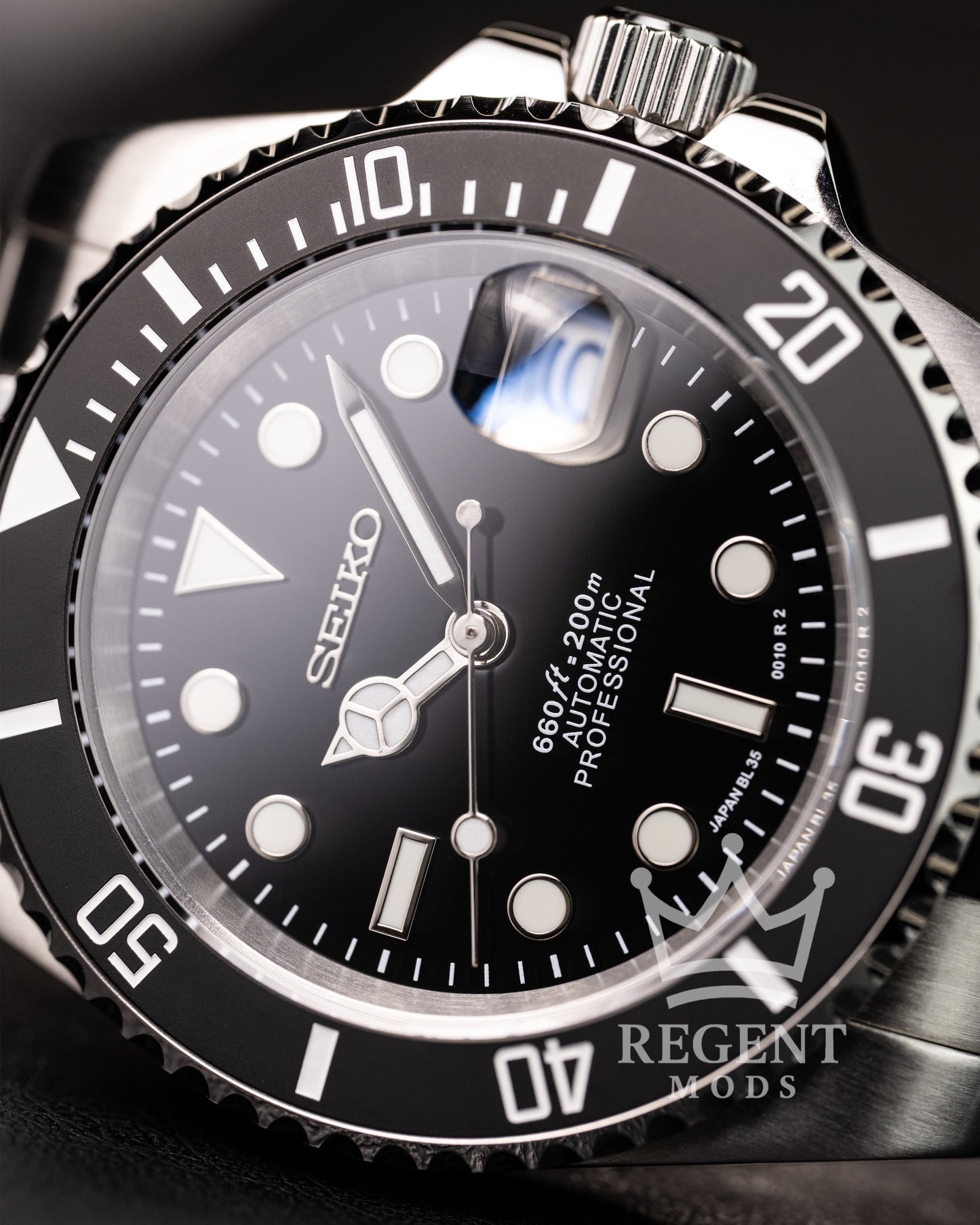Seiko Mod Submariner Homage Black Dial Dive Watch With Cyclops Date