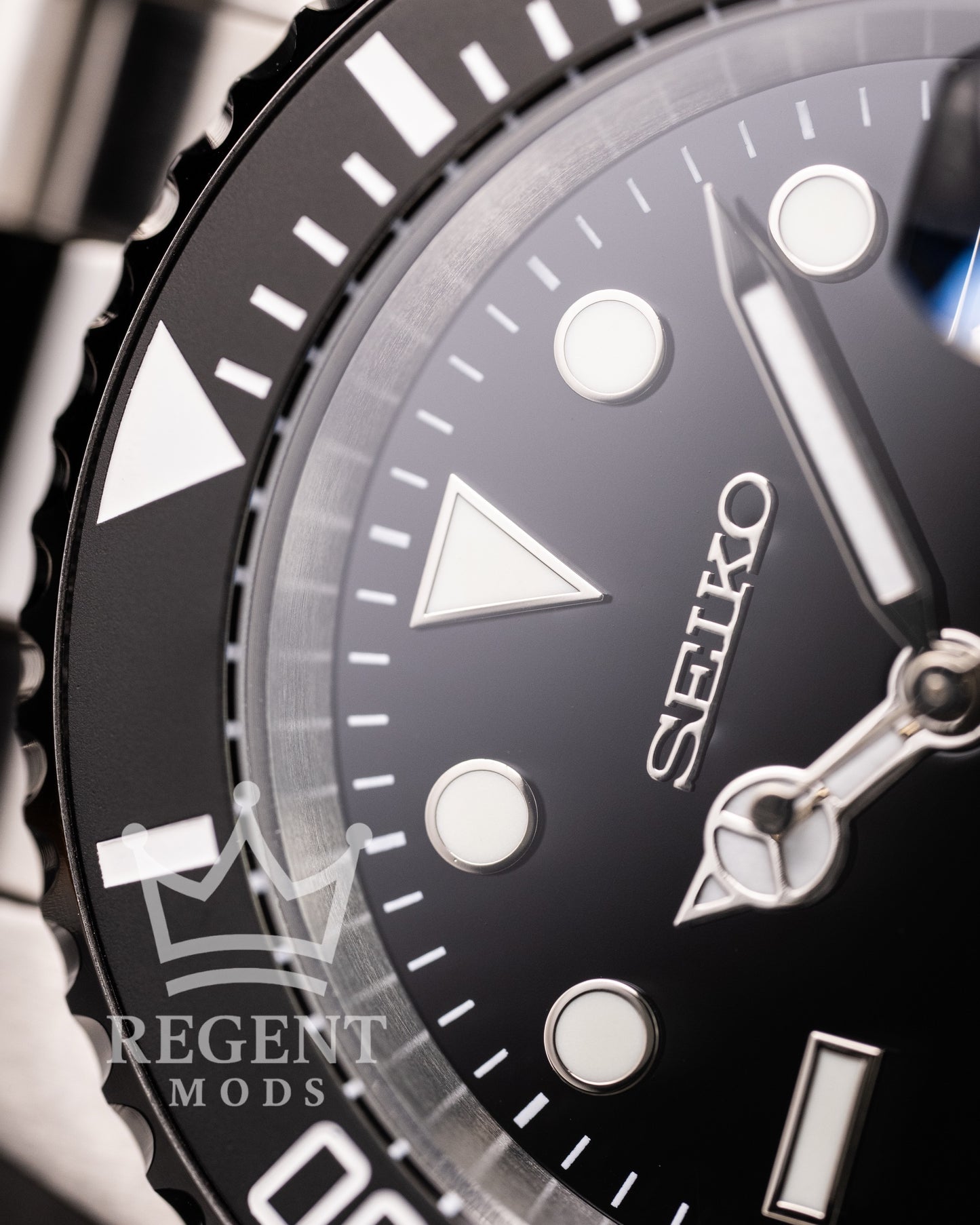 Seiko Mod Submariner Homage Black Dial Dive Watch With Cyclops Date