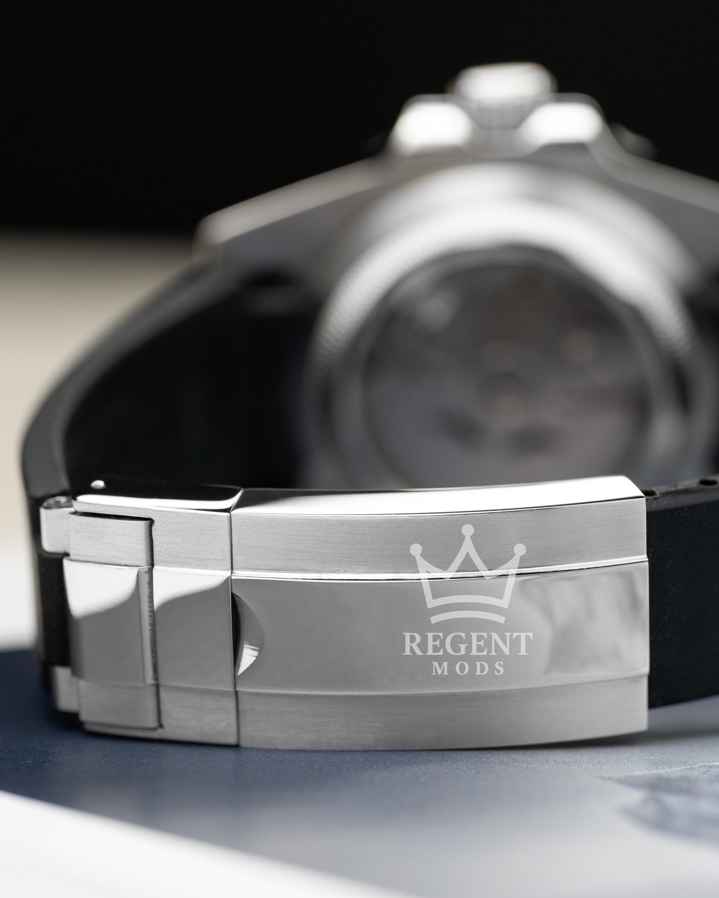 Seiko Mod Yacht-Master Homage On Wrist Rhodium Dial With Silver Bezel And Black Rubber Strap