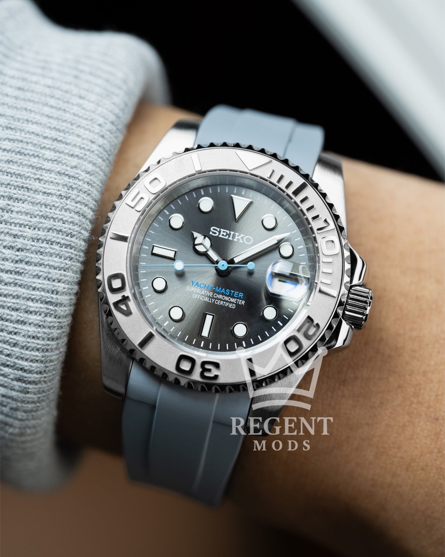 Seiko Mod Yacht-Master Homage On Wrist Rhodium Dial With Silver Bezel And Grey Rubber Strap