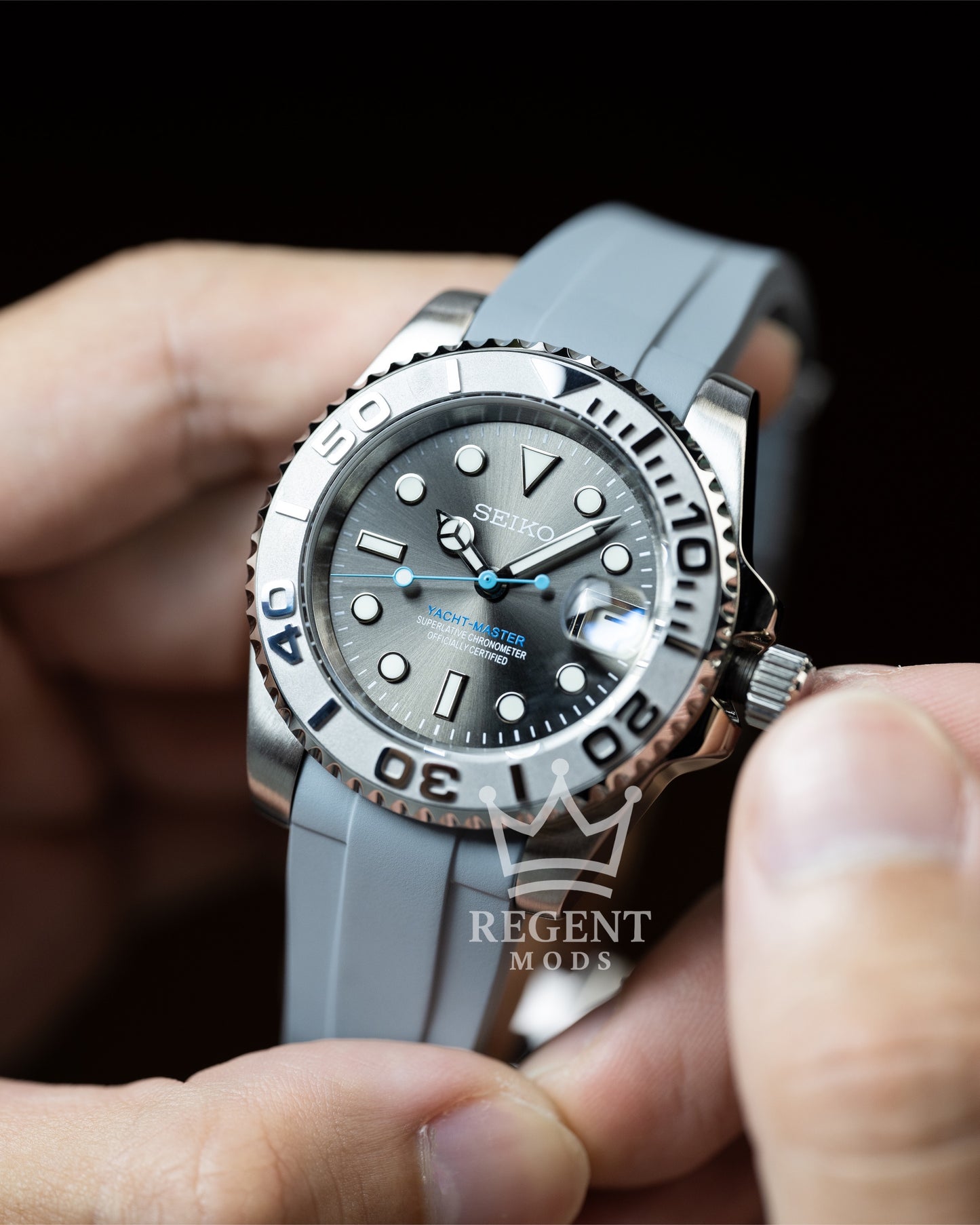 Seiko Mod Yacht-Master Homage On Wrist Rhodium Dial With Silver Bezel And Grey Rubber Strap