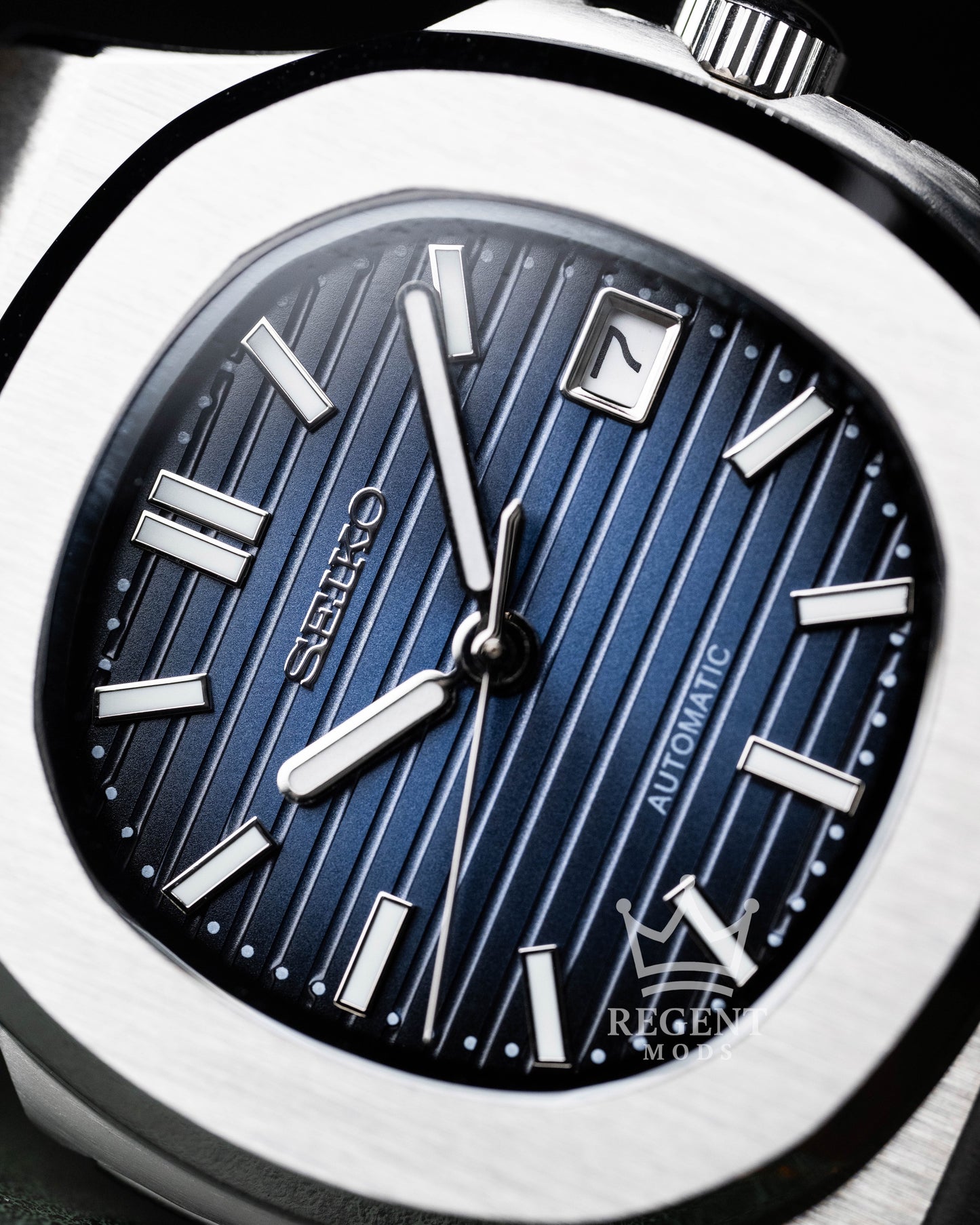 Seiko Mod Nautilus Homage Blue Dial Seikonaut With Brushed Steel Case And Integrated Bracelet