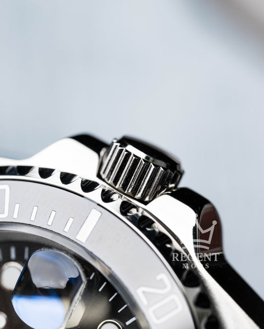 Seiko Mod Submariner With Black Bezel And Dial Automatic Diver On Brushed Oyster Bracelet