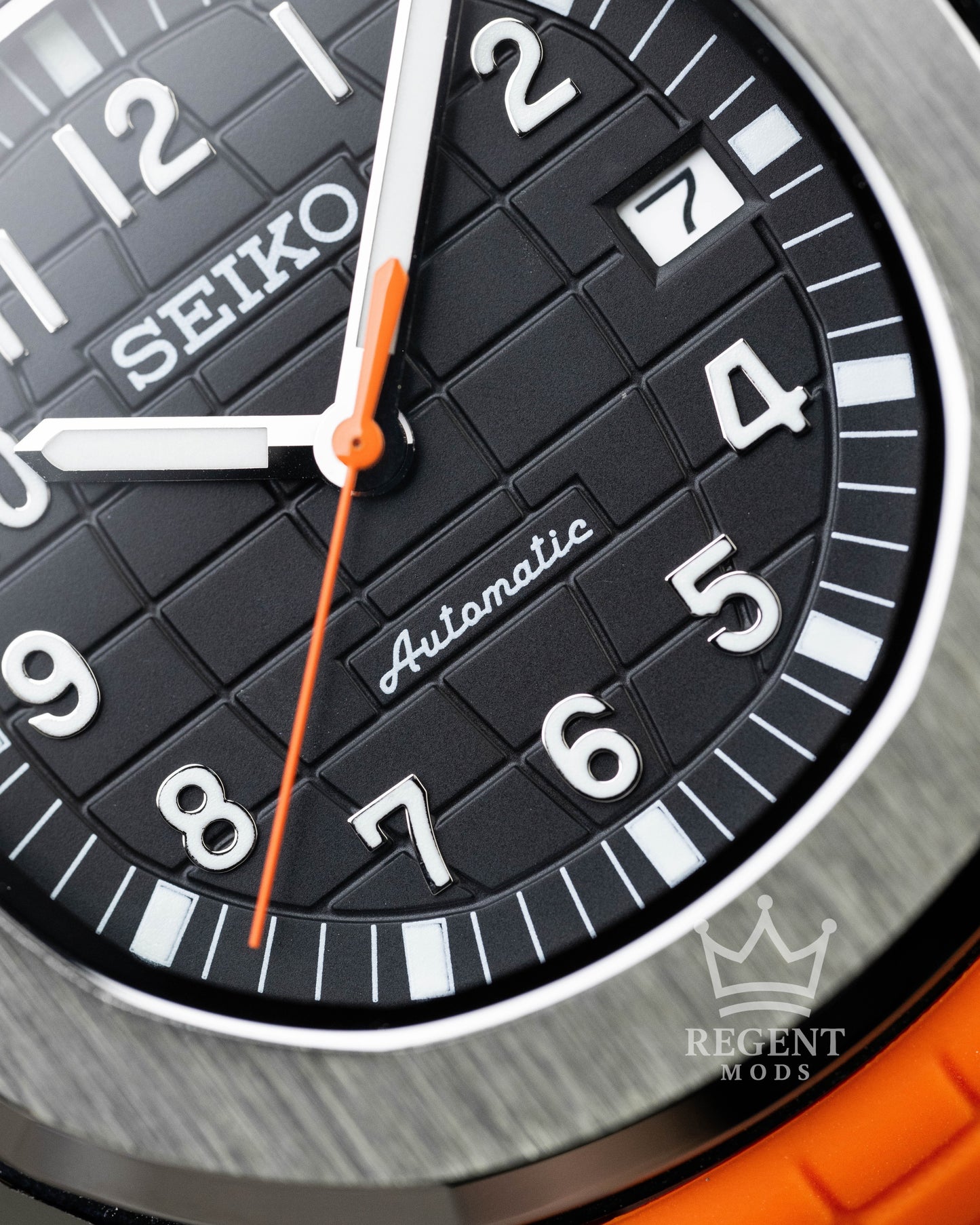 Aquatropic | Black Orange