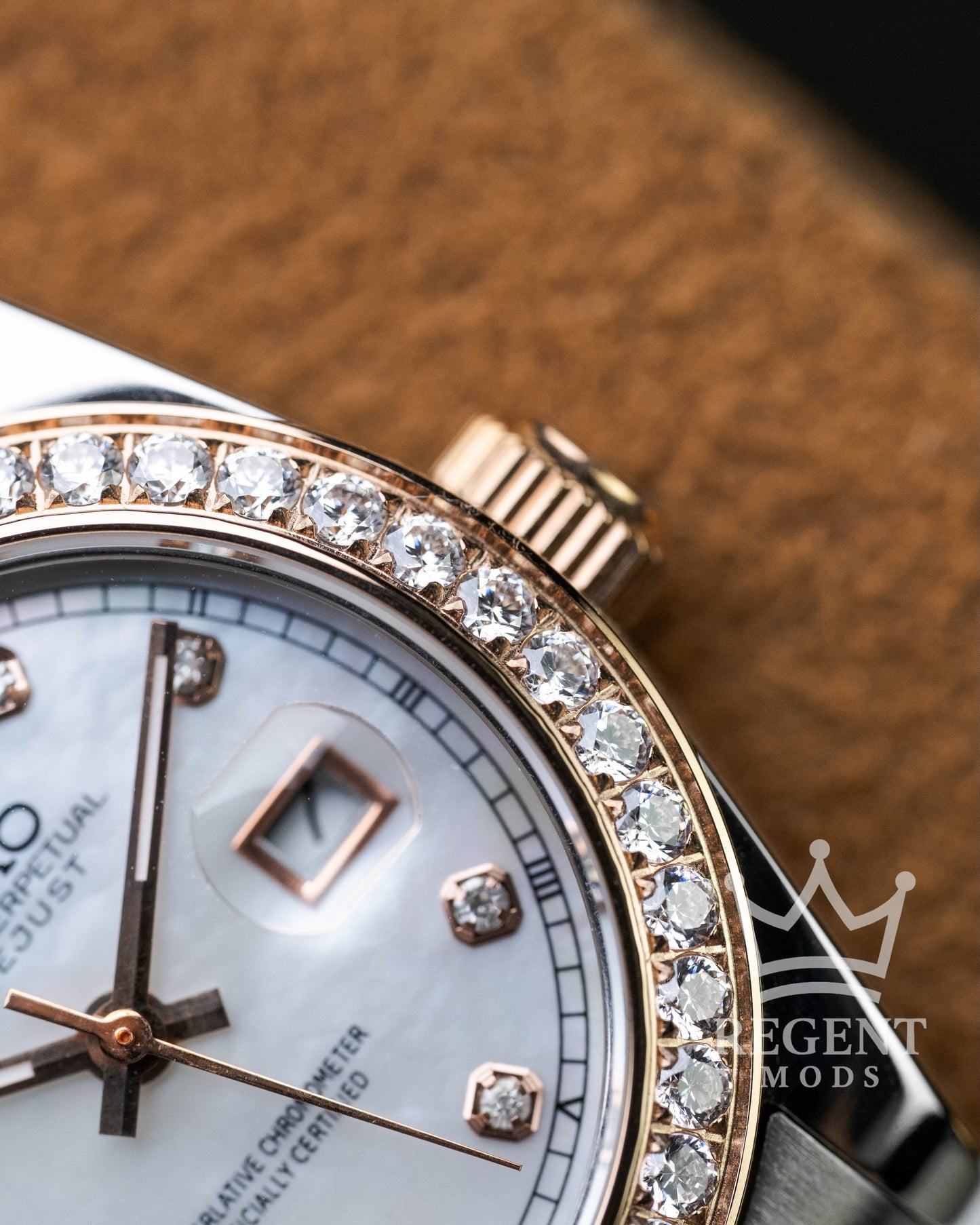 Precision-Date Ladies | White Pearl Diamond 2 Toned