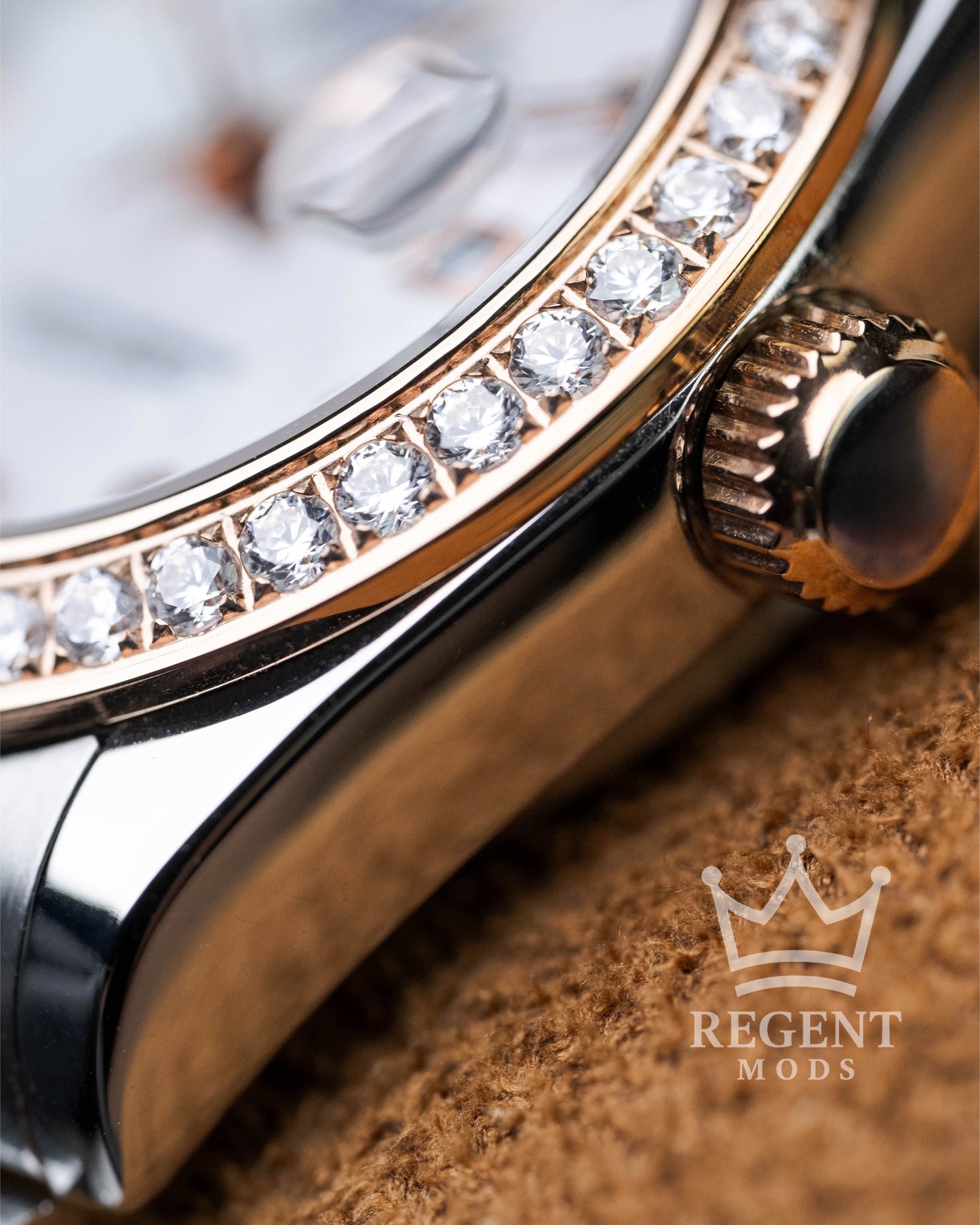 Precision-Date Ladies | White Pearl Diamond 2 Toned
