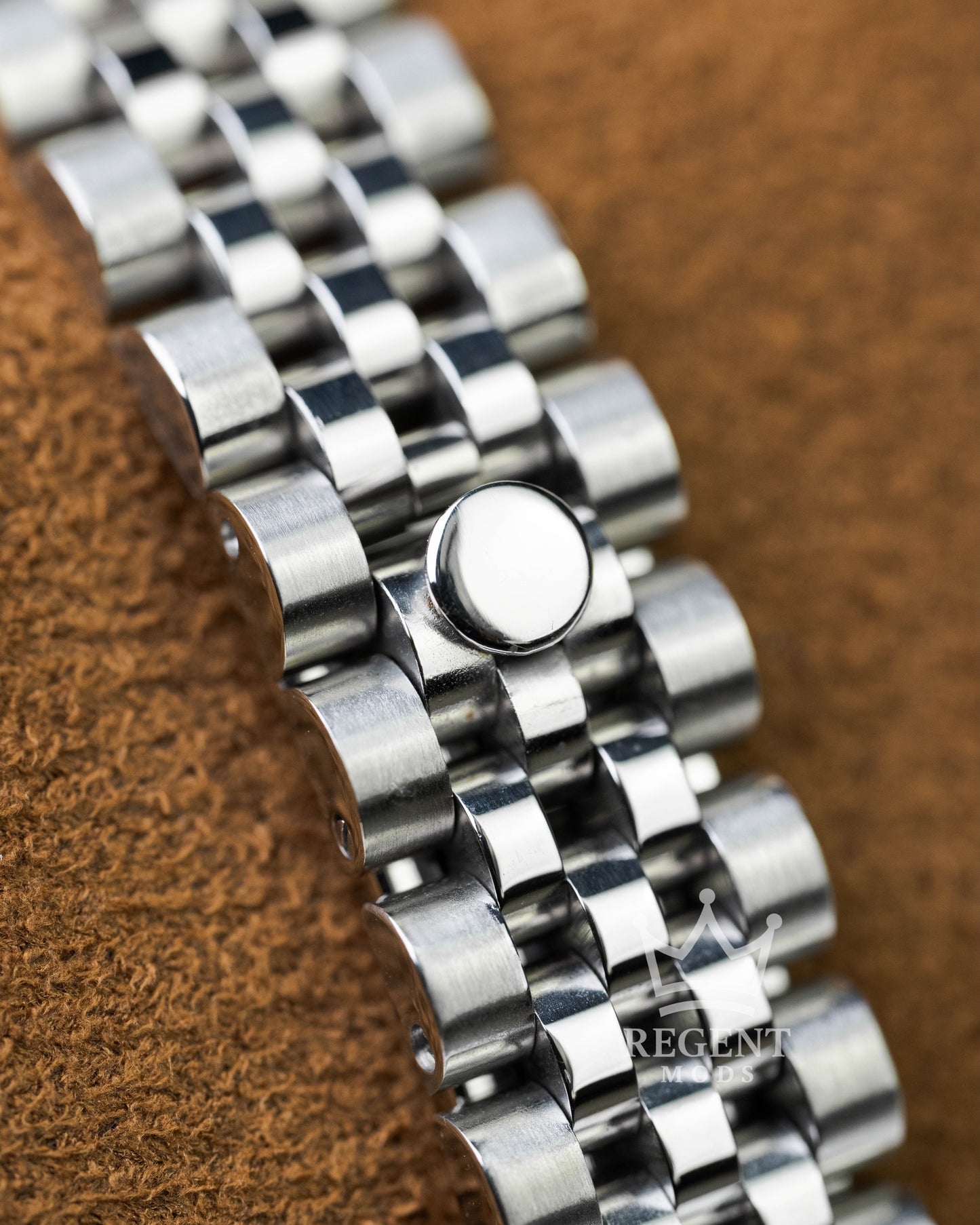 Precision-Date Ladies | White Pearl Diamond