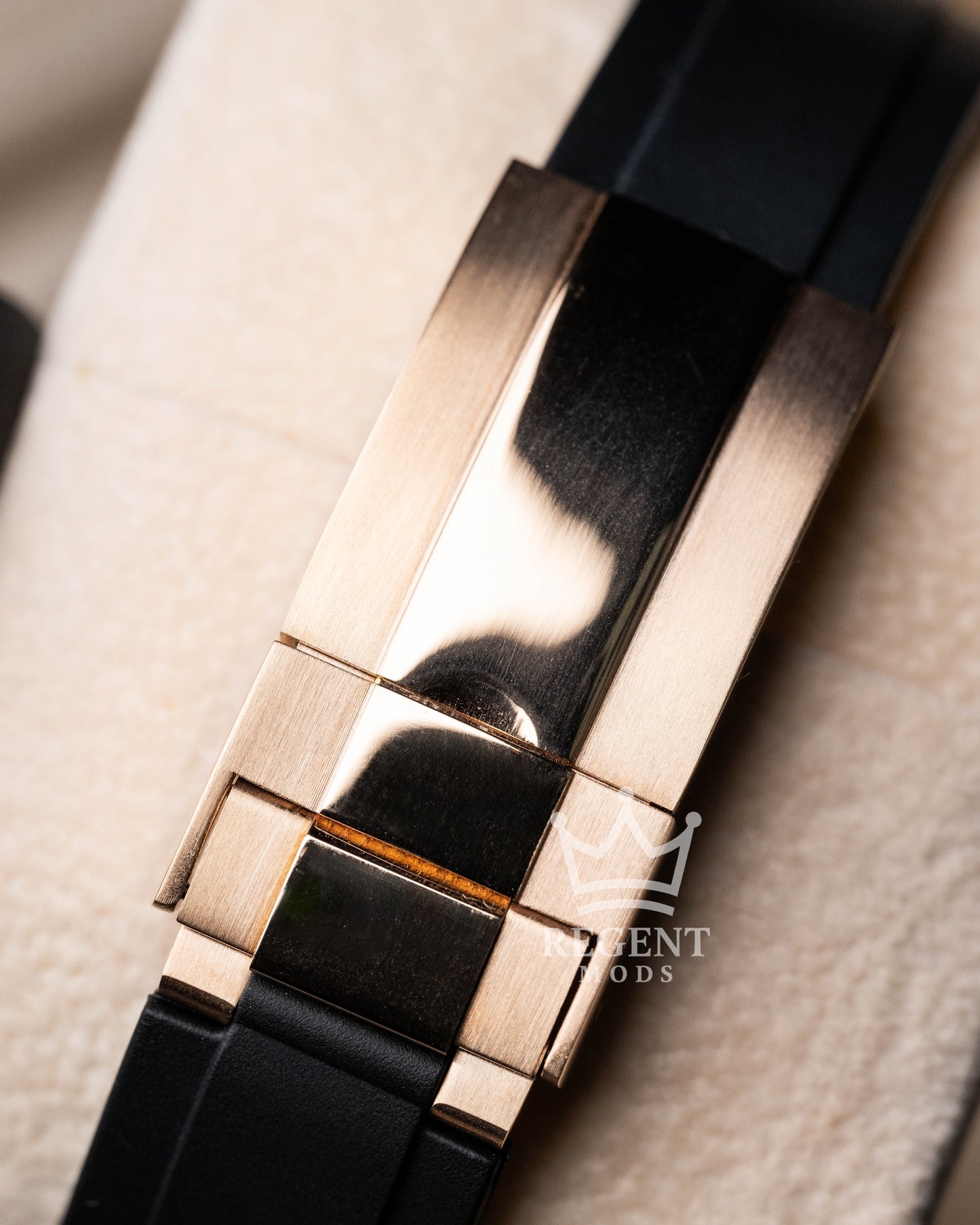 Rose Gold Clasp With Rubber Strap
