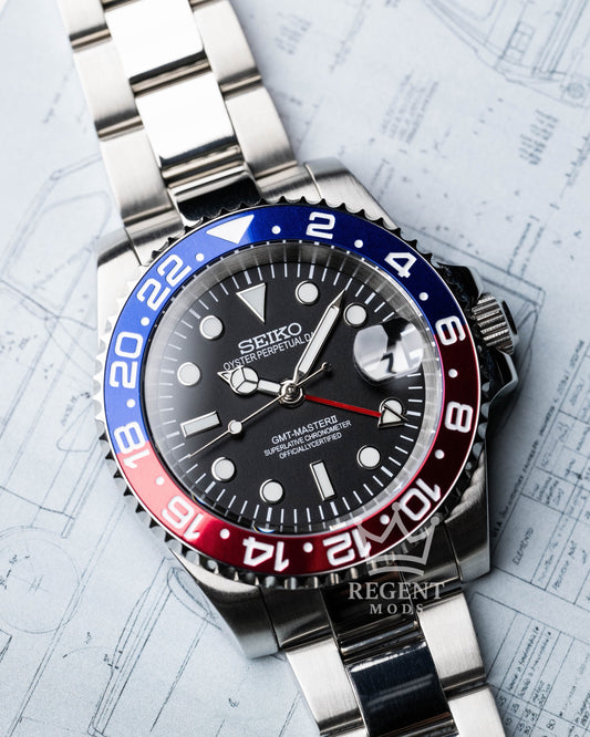 Seiko Mod GMT-Master II Pepsi With Red And Blue Pepsi Bezel Black Dial And Stainless Steel Bracelet