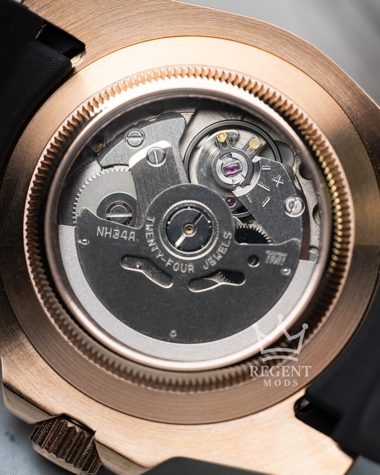 Seiko GMT-Master II Rootbeer Mod With Rose Gold Case, Black Dial, And Rubber Strap