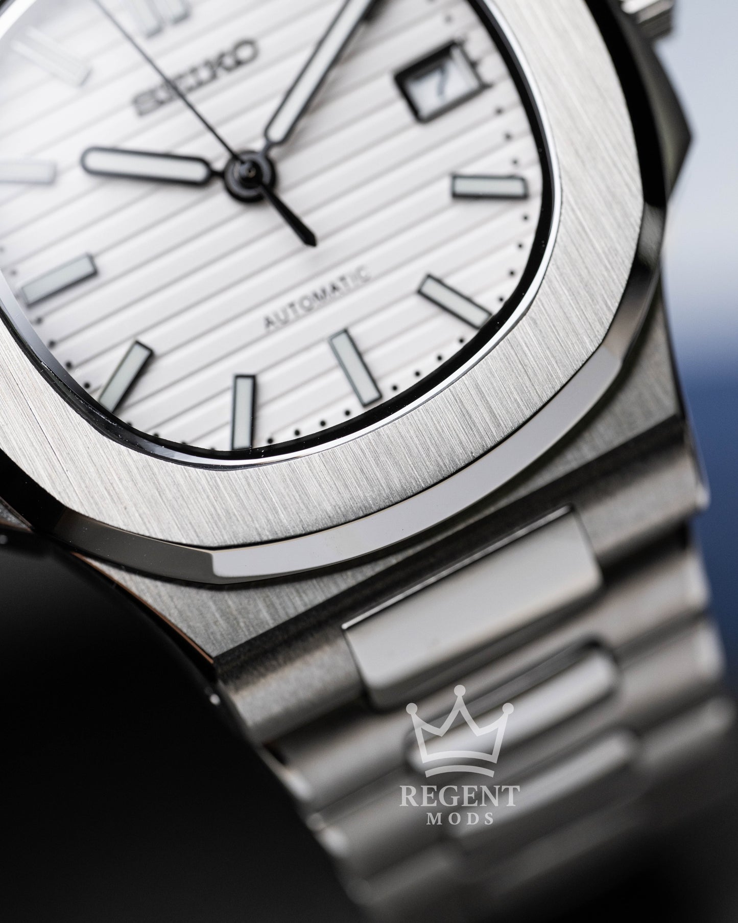 Nautiko | White