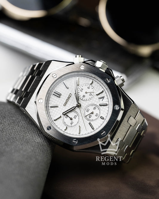 Seiko Mod AP Royal Oak Seikoak Chronograph With White Tapisserie Waffle Dial And Stainless Steel Integrated Bracelet