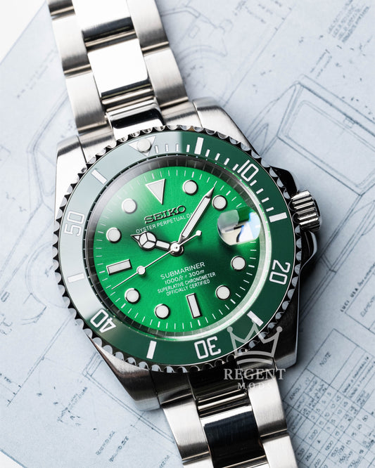 Seiko Mod Submariner Hulk Homage In Vibrant Green Dial And Bezel With Polished And Brushed Case